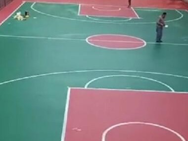 江蘇徐州市800平方硅PU籃球場完工