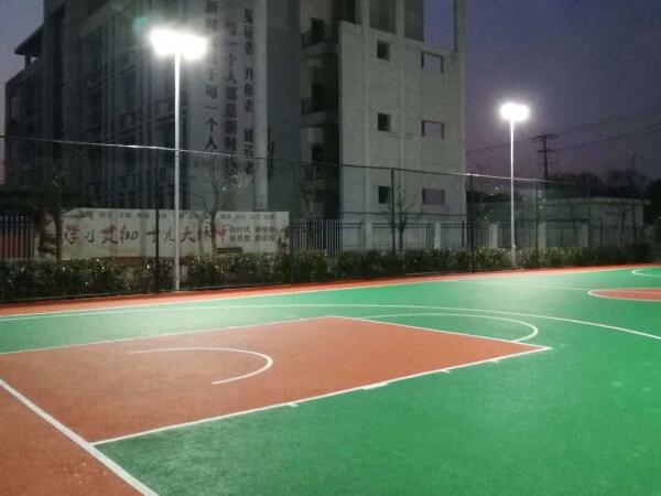 高校硅PU籃球場(chǎng)夜間效果