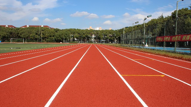 運動地坪丙烯酸施工后這么提升使用壽命